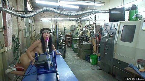 Vicki Chase – Jmproductions – Fuck Machines 8