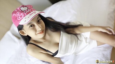 Slim Babe From Thailand Sucks And Rides